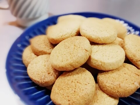 ホットケーキミックスで作るシンプルバタークッキー